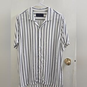 Abercrombie & Fitch White and Black Striped Casual Button Down Shirt